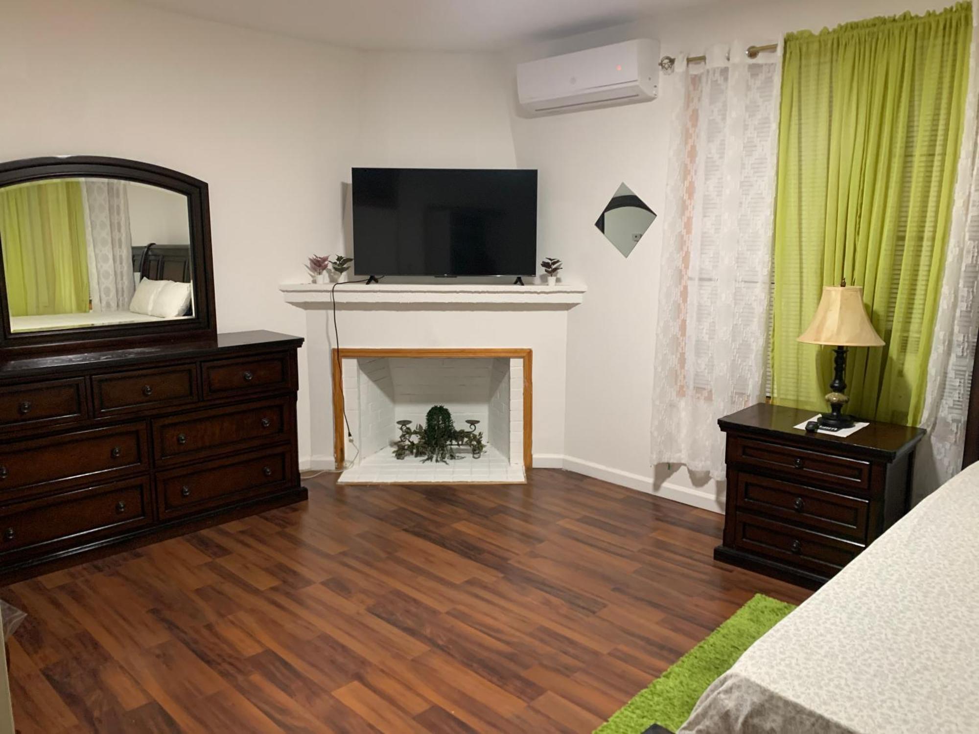 2265 Bruckner Blvd Apartamento *